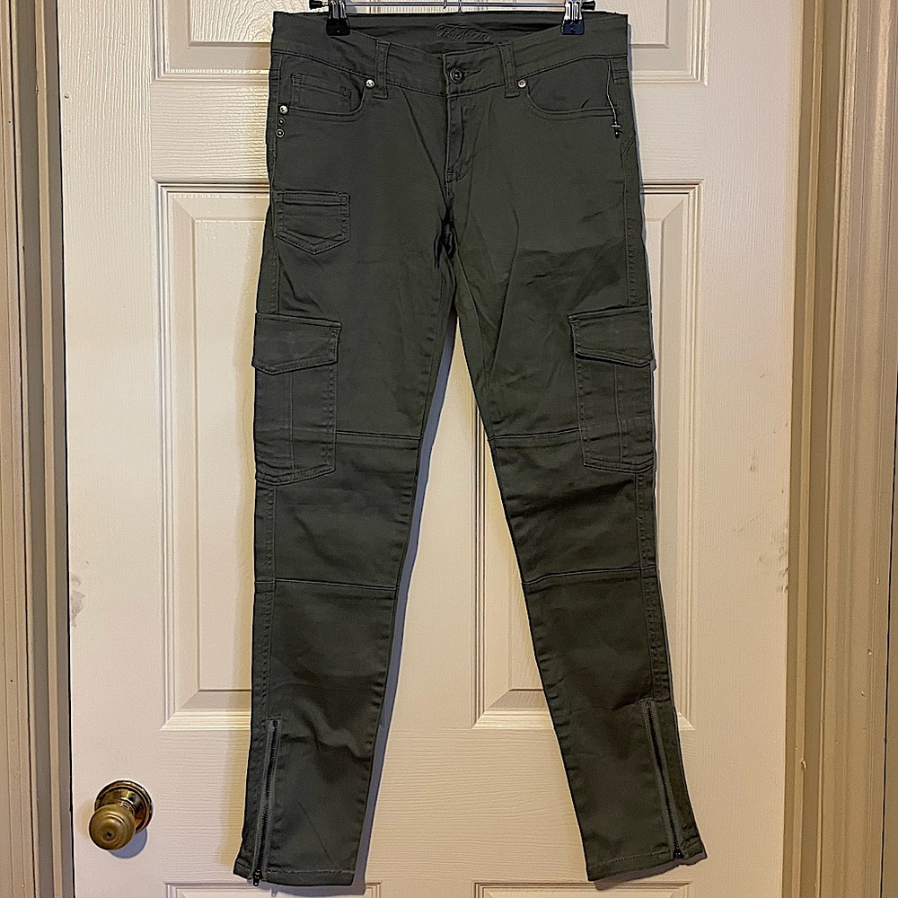 Army Green Military Style Cargo Skinny Pants